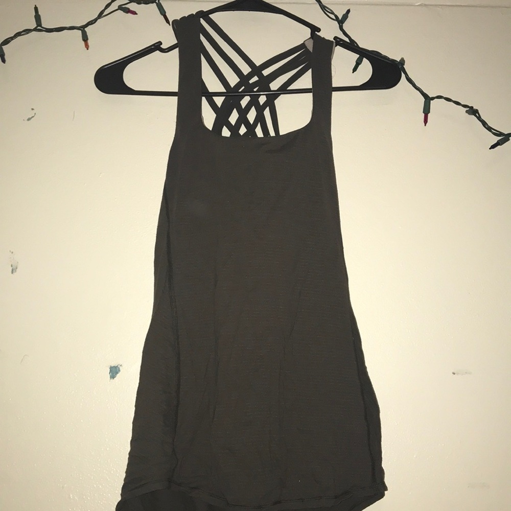 Open back lululemon tank